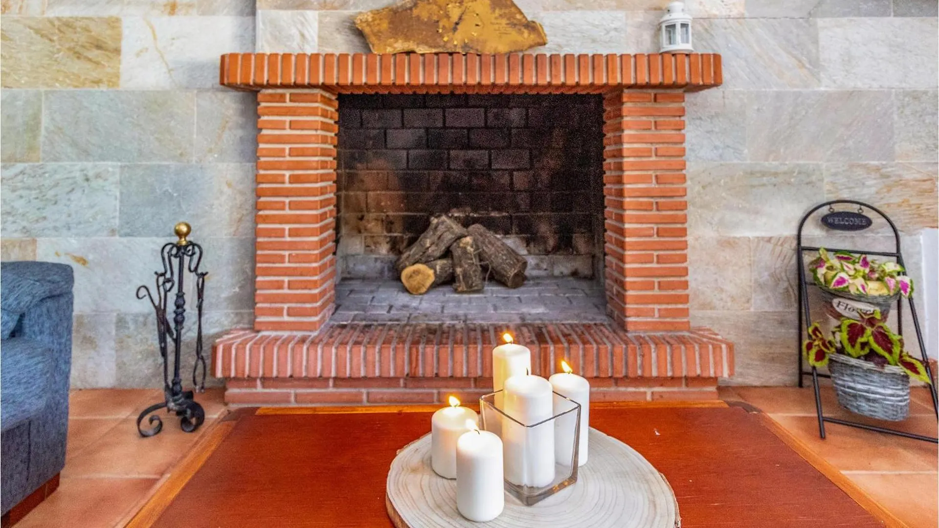 Nice Home In Canete La Real Semesterbostad